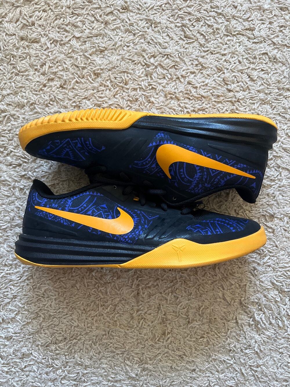 Nike KB Mentality GS Violet Gold Youth 6.5Y